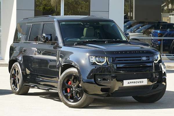 2022 Land Rover Defender 110 D300 SE L663