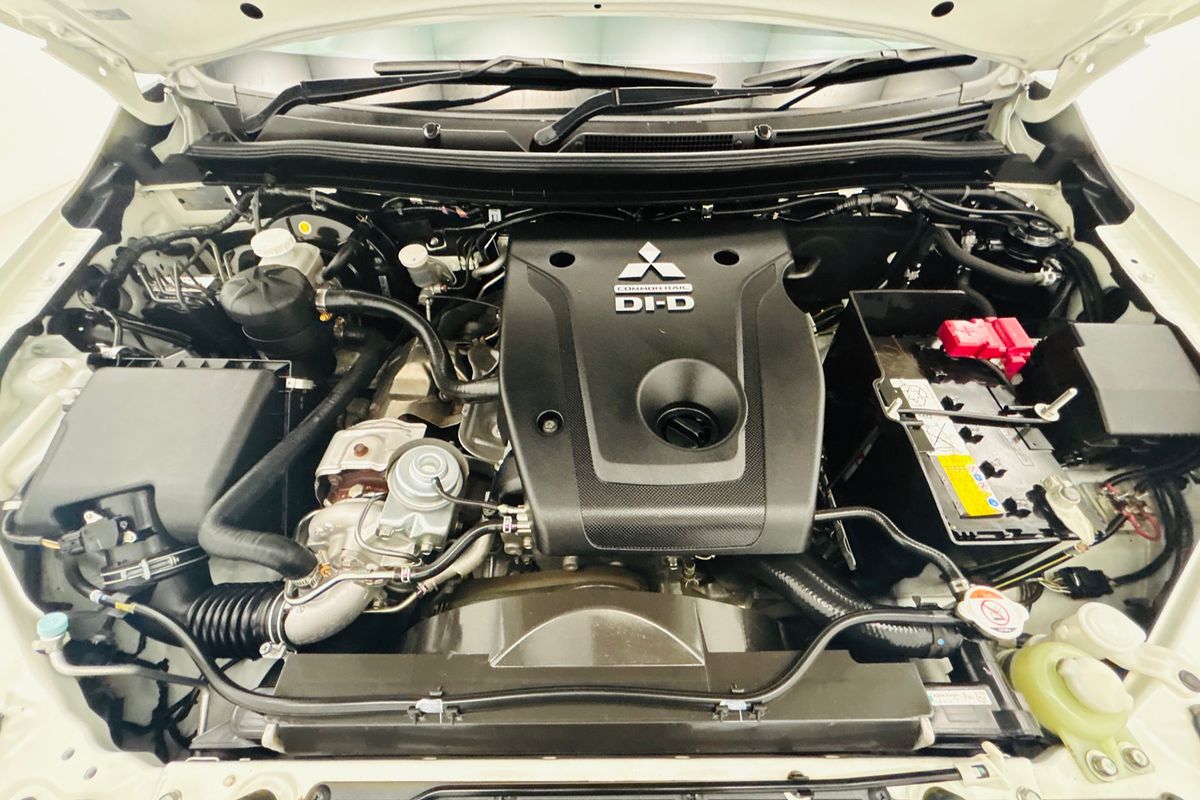 2018 Mitsubishi MQ Triton GLS 2.4L DID 6M/T 4X4 DC PU