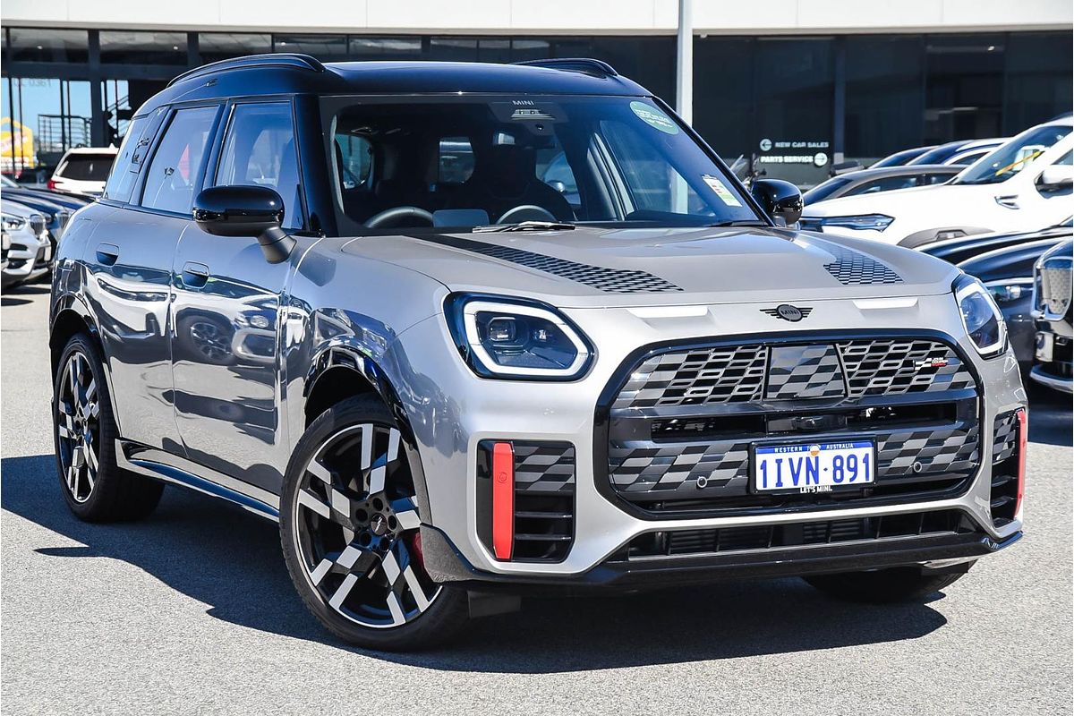 2025 MINI Countryman JCW Classic U25