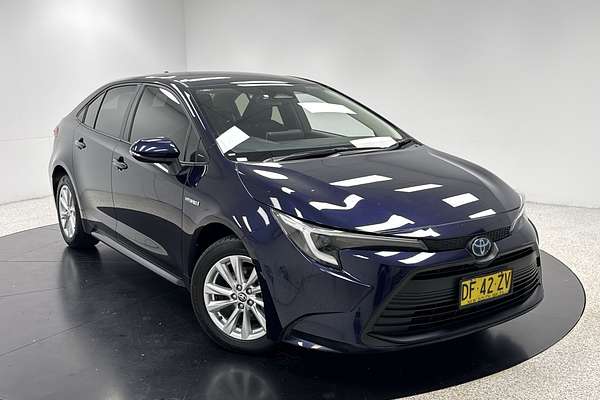 2022 Toyota Corolla Ascent Sport Hybrid ZWE219R