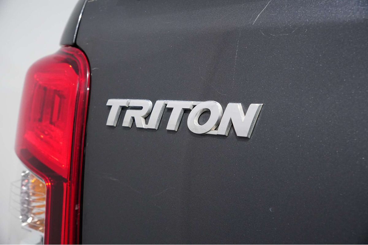 2021 Mitsubishi Triton GLX+ MR 4X4