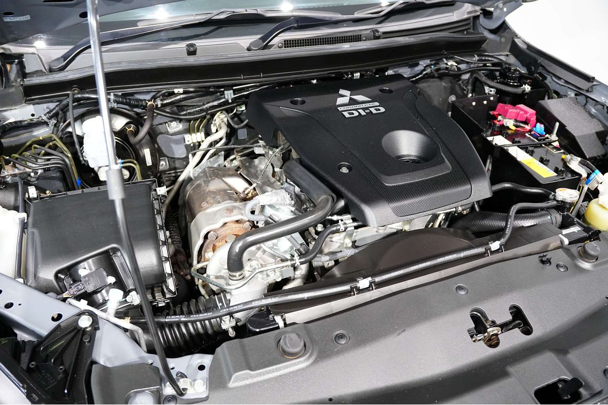 2021 Mitsubishi Triton GLX+ MR 4X4