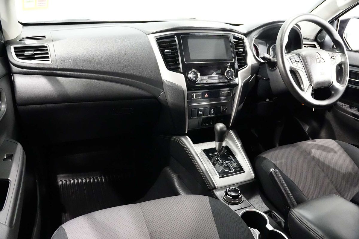 2021 Mitsubishi Triton GLX+ MR 4X4