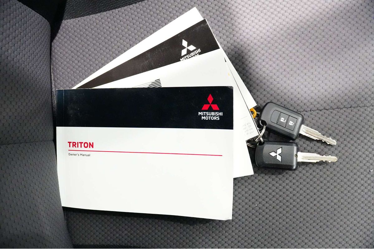 2021 Mitsubishi Triton GLX+ MR 4X4