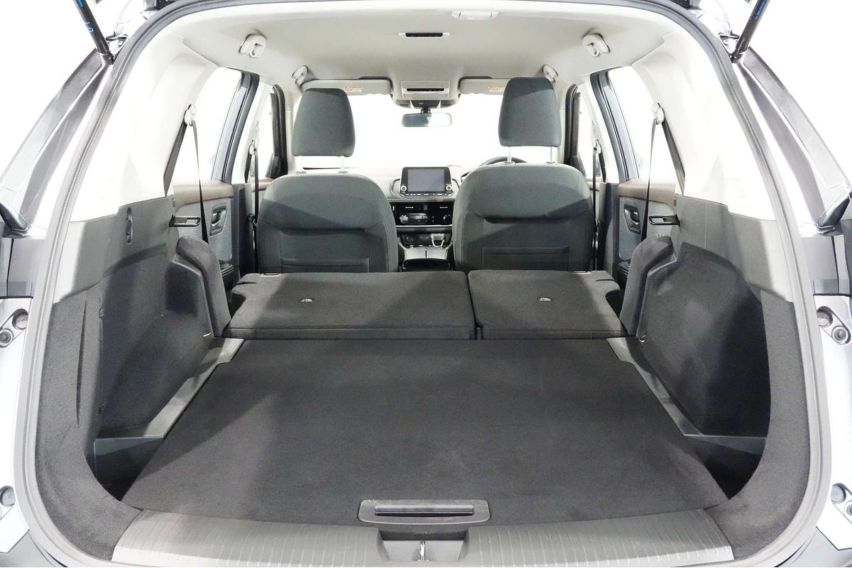 2024 Nissan X-TRAIL ST T33