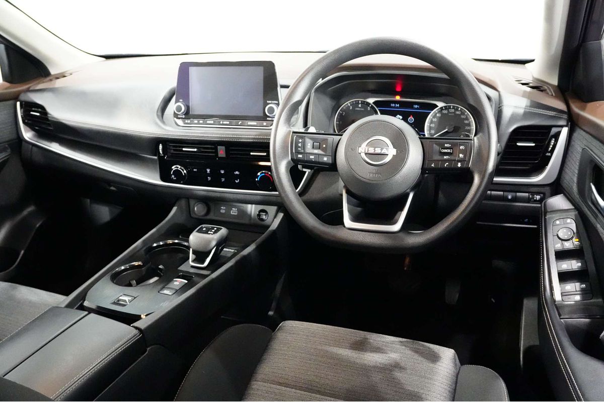 2024 Nissan X-TRAIL ST T33