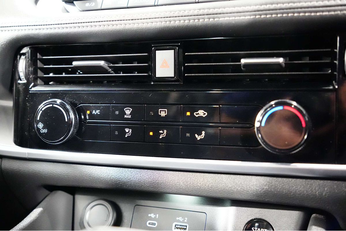 2024 Nissan X-TRAIL ST T33