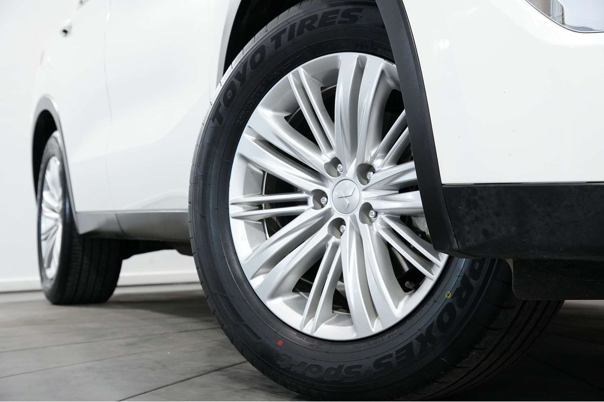 2024 Mitsubishi Outlander ES ZM