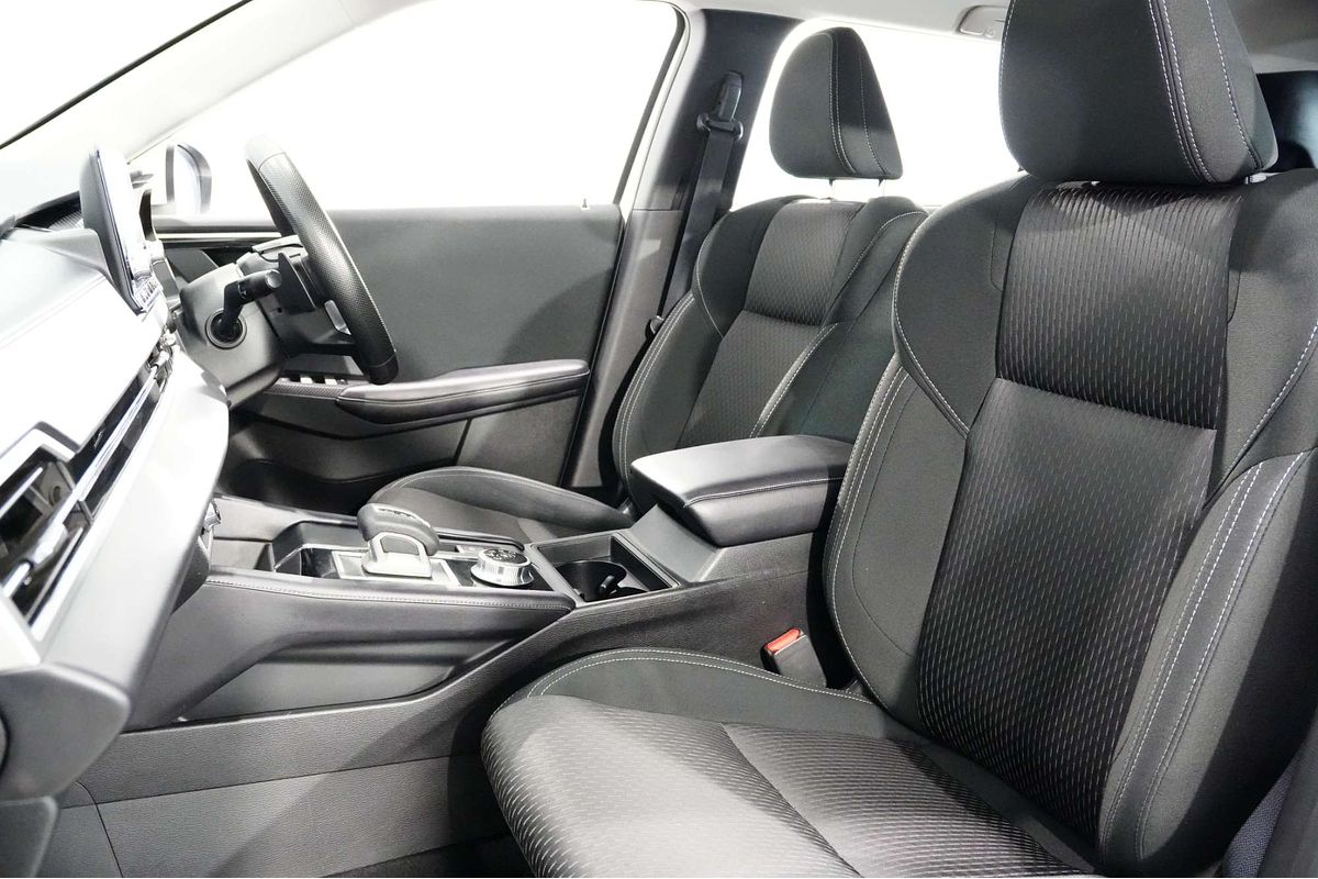 2024 Mitsubishi Outlander ES ZM