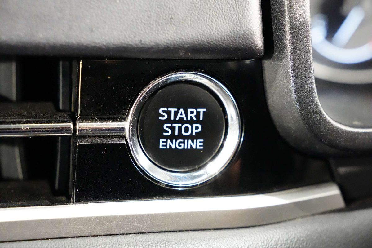 2024 Mitsubishi Outlander ES ZM