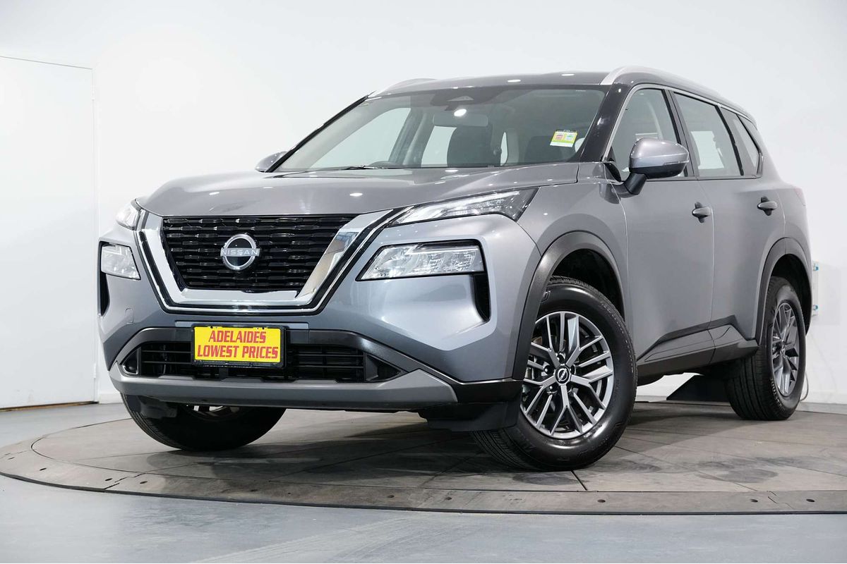 2025 Nissan X-TRAIL ST T33