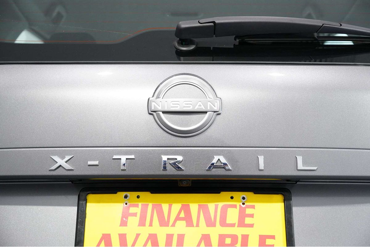 2025 Nissan X-TRAIL ST T33