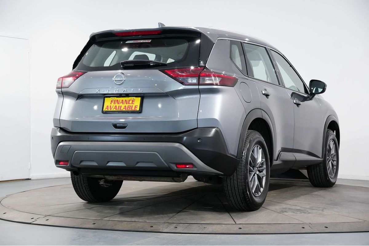 2025 Nissan X-TRAIL ST T33