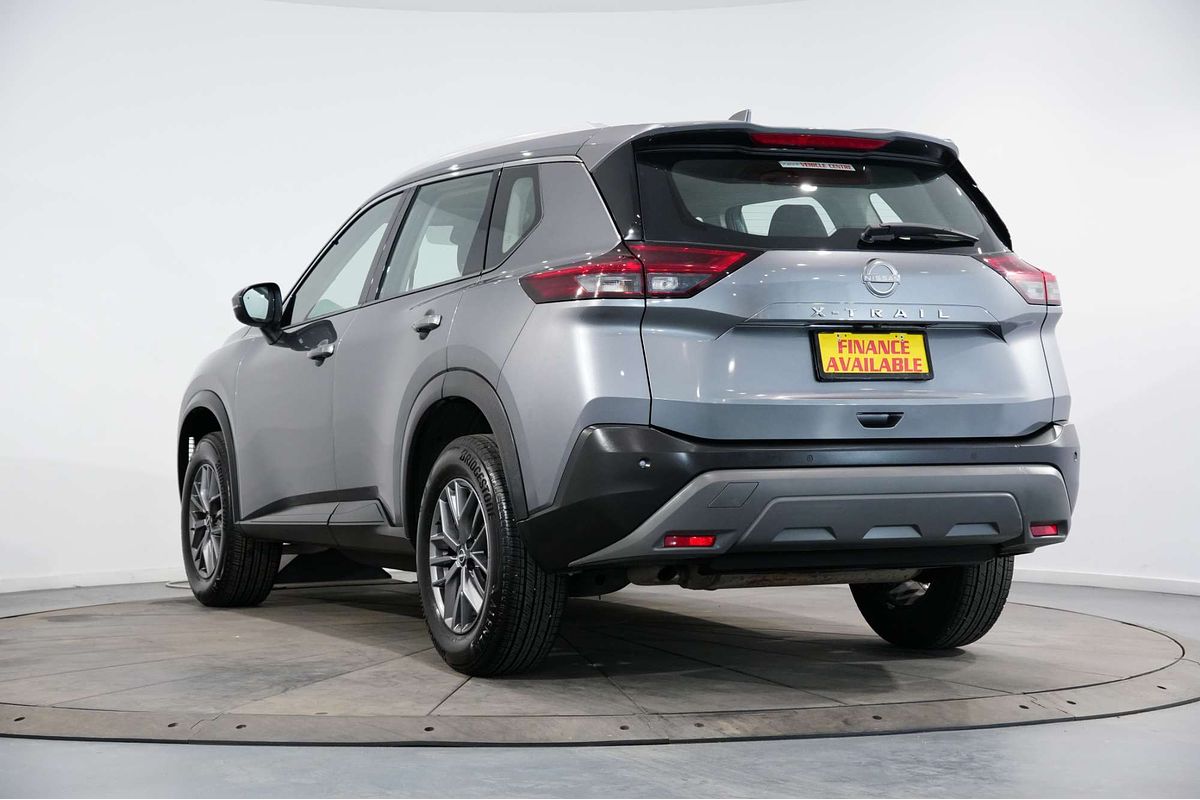 2025 Nissan X-TRAIL ST T33