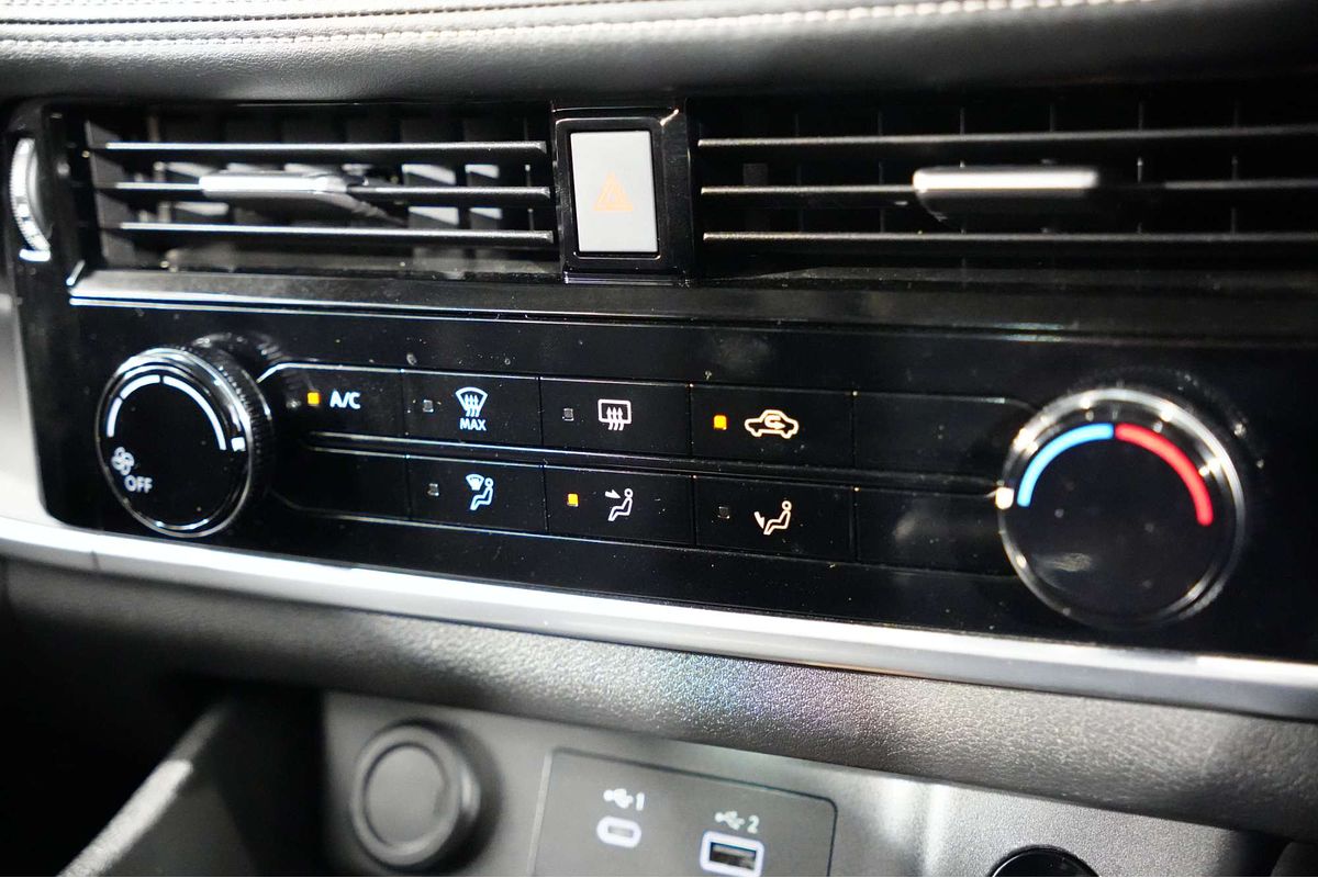 2025 Nissan X-TRAIL ST T33