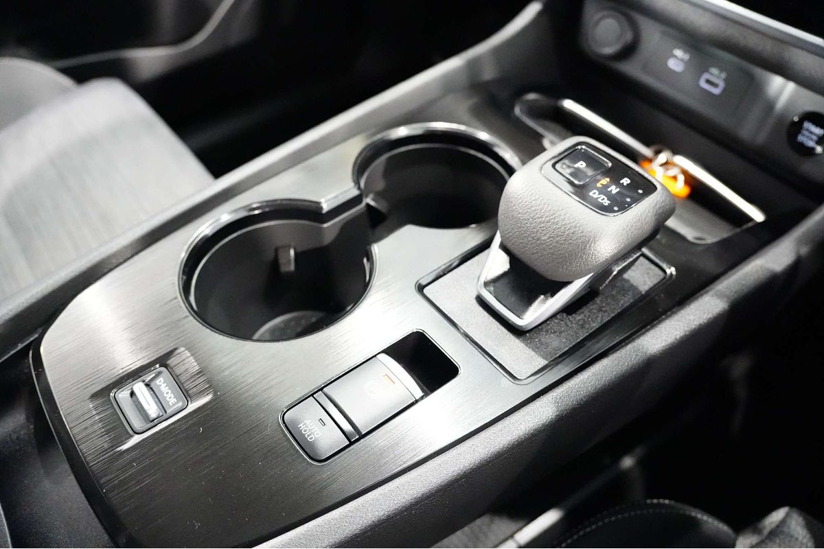 2025 Nissan X-TRAIL ST T33