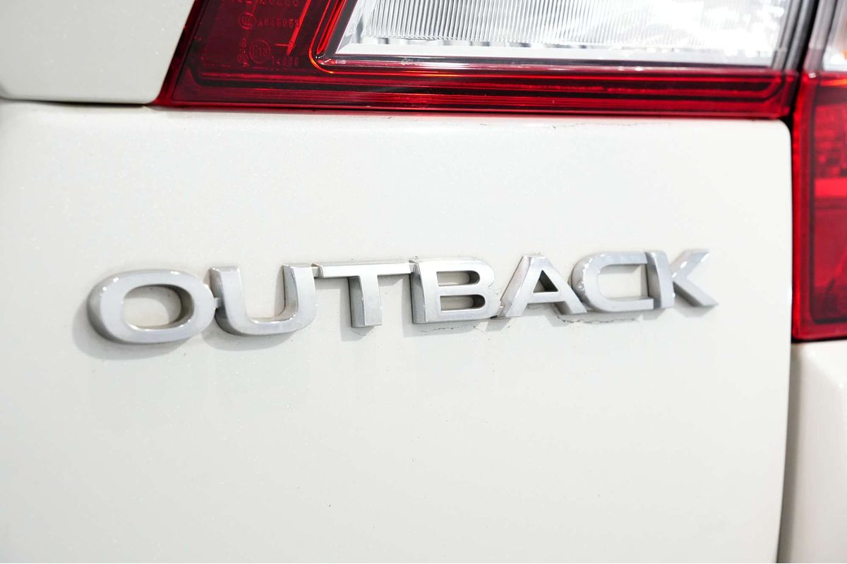 2019 Subaru Outback 2.5i 5GEN