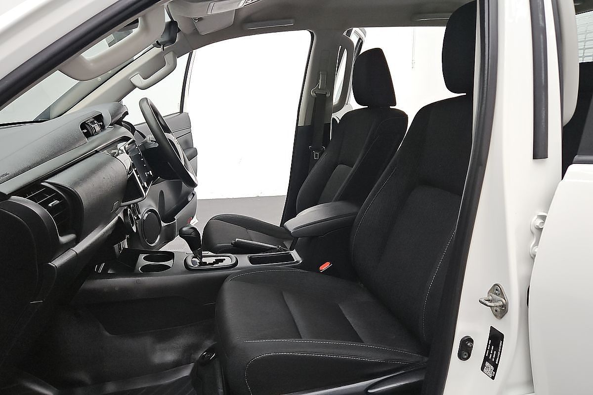 2022 Toyota Hilux SR GUN126R 4X4