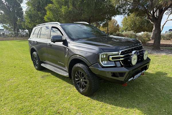 2022 Ford Everest Platinum  3.0L