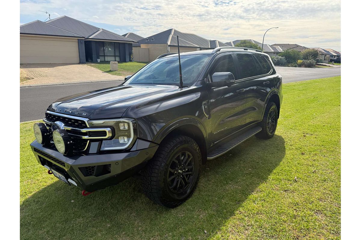 2022 Ford Everest Platinum  3.0L