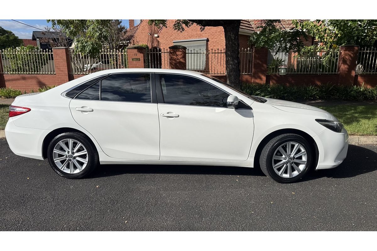 2016 Toyota Camry Atara S ASV50R