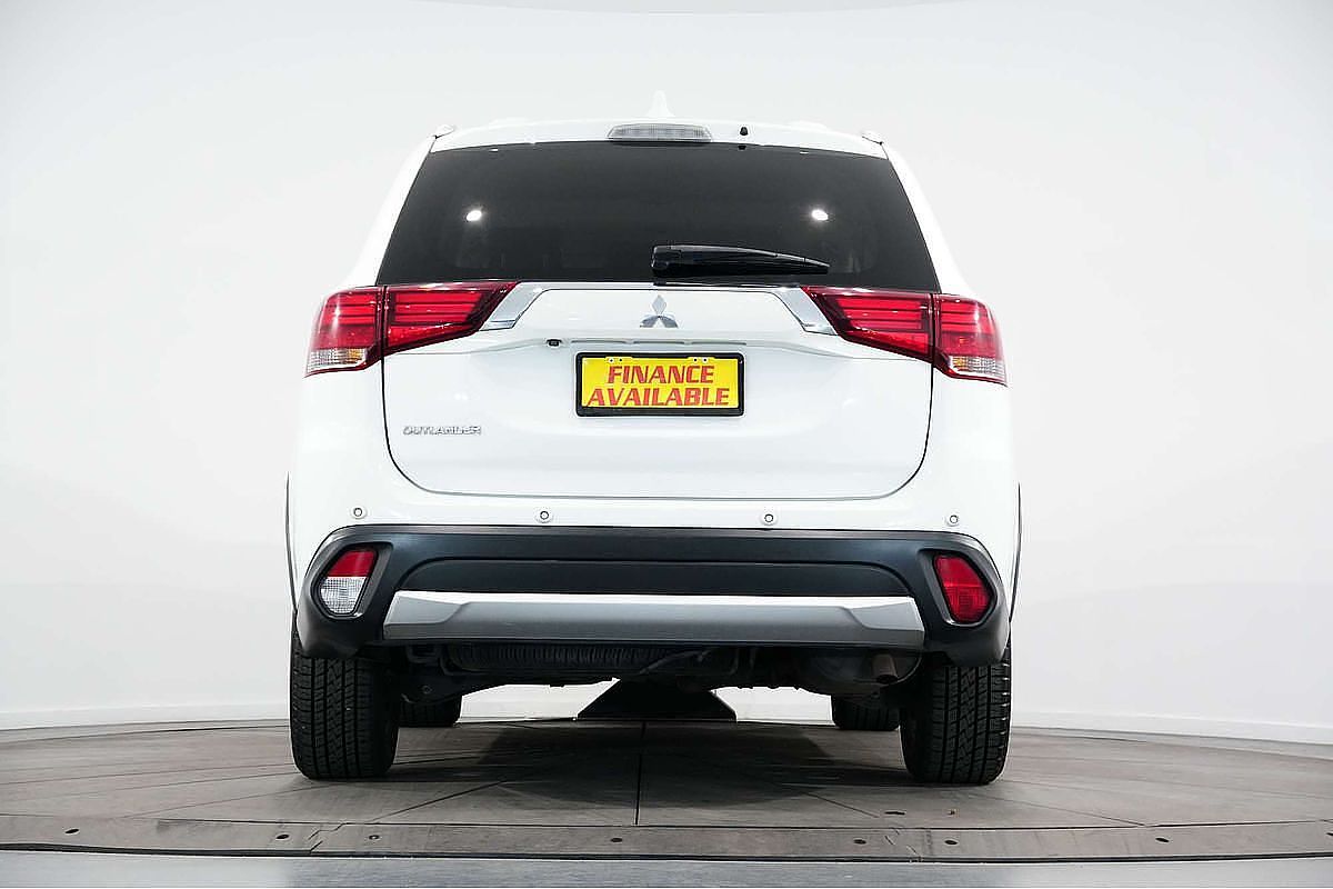 2016 Mitsubishi Outlander Exceed ZK