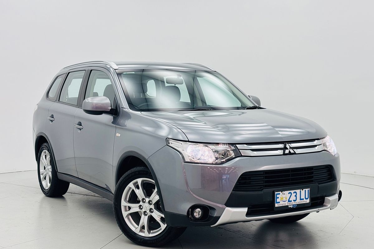 2014 Mitsubishi OUTLANDER ES (4x4) CONTINUOUS VARIABLE 4D WAGON 4CYL 