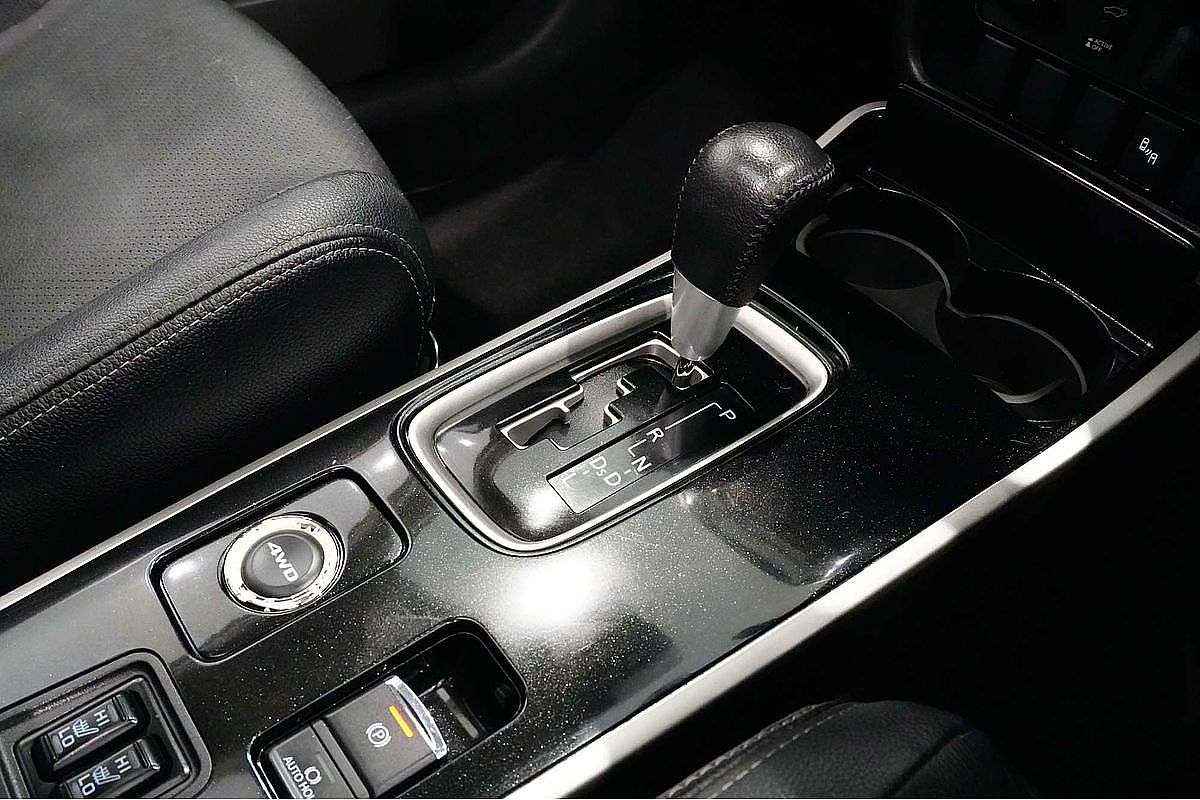 2016 Mitsubishi Outlander Exceed ZK