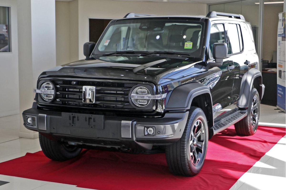 2026 GWM Tank 300 Ultra Hi4-T PHEV P01