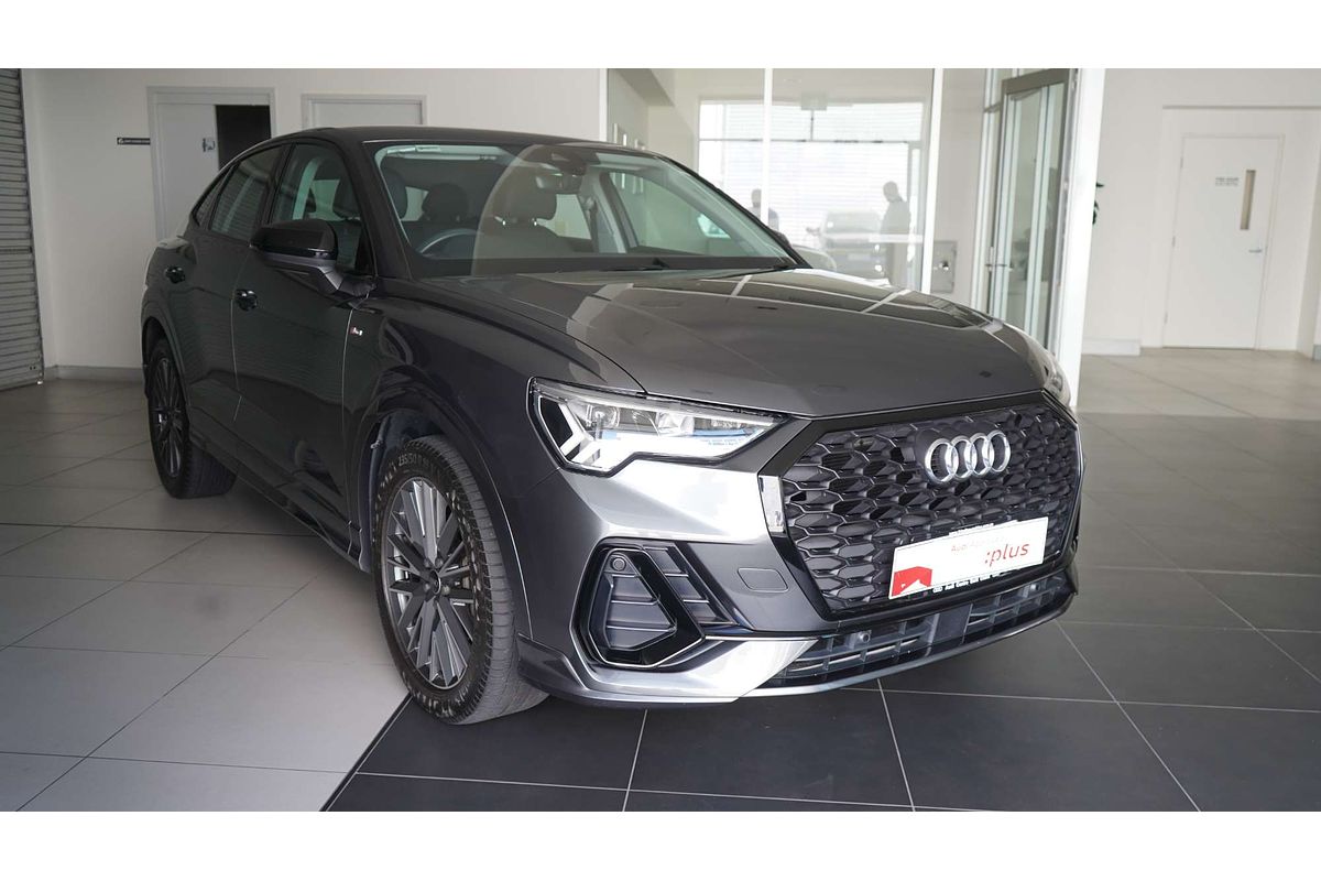 2021 Audi Q3 35 TFSI S line F3