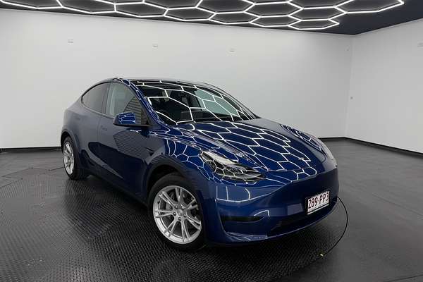 2023 Tesla Model Y Rear-Wheel Drive