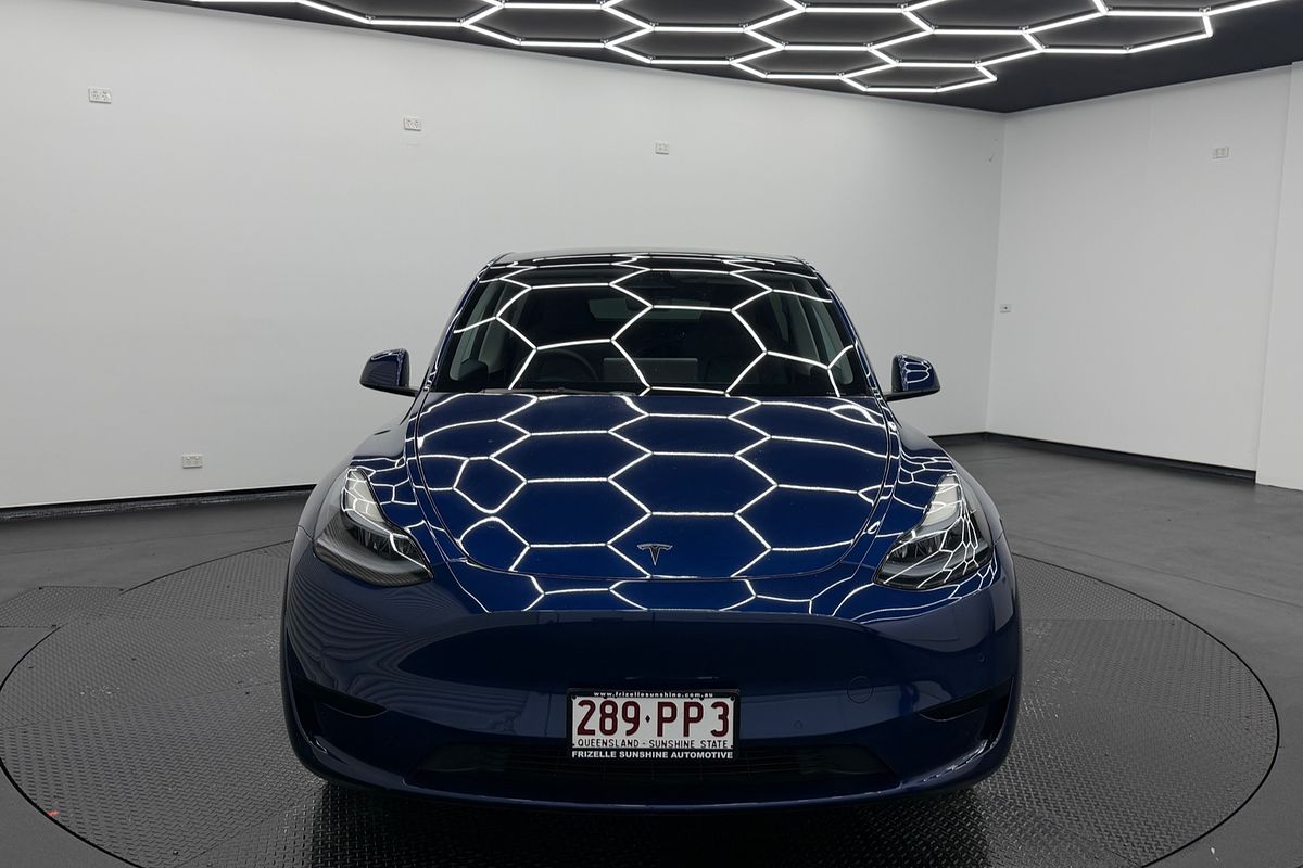 2023 Tesla Model Y Rear-Wheel Drive