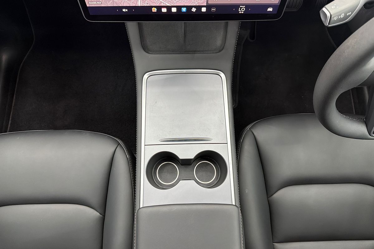 2023 Tesla Model Y Rear-Wheel Drive