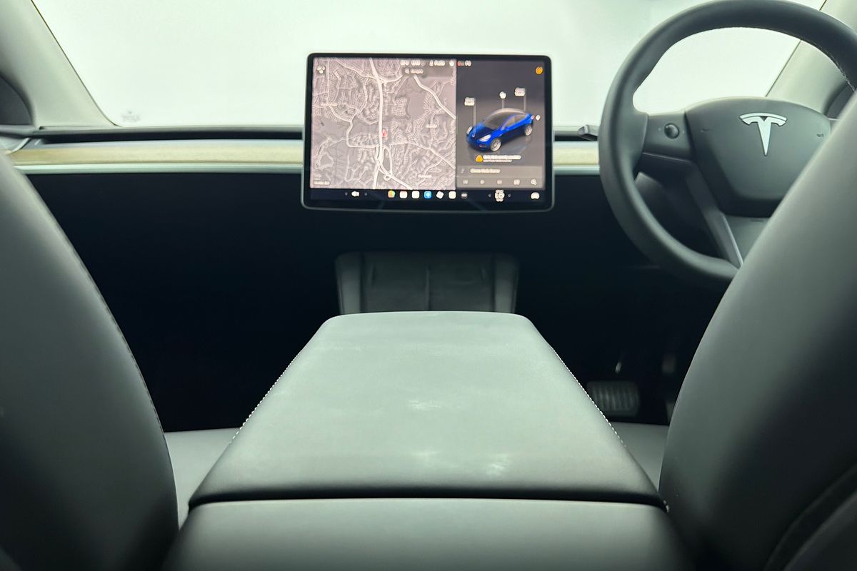 2023 Tesla Model Y Rear-Wheel Drive