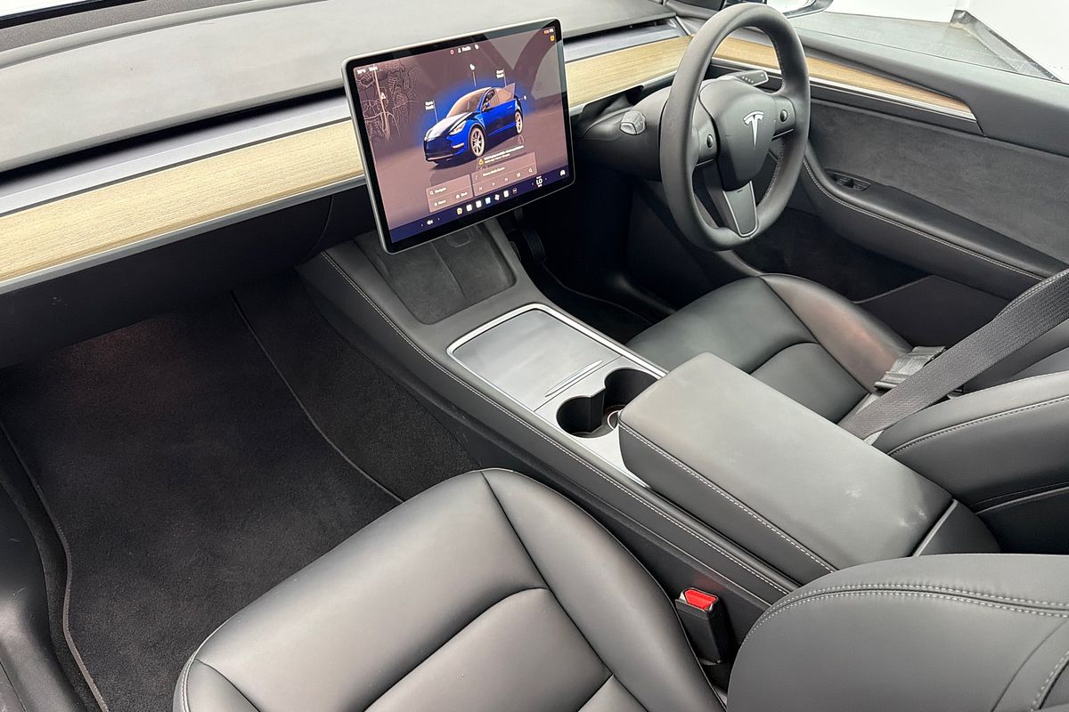 2023 Tesla Model Y Rear-Wheel Drive