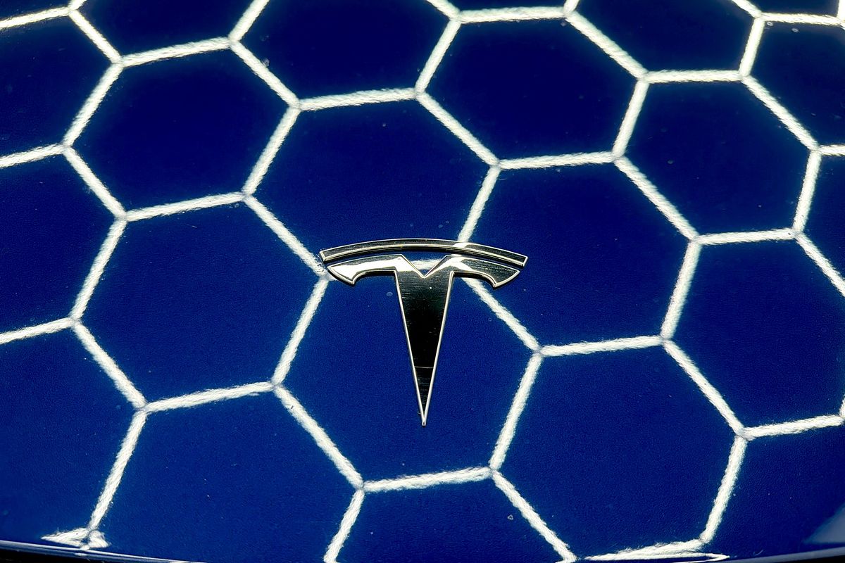 2023 Tesla Model Y Rear-Wheel Drive