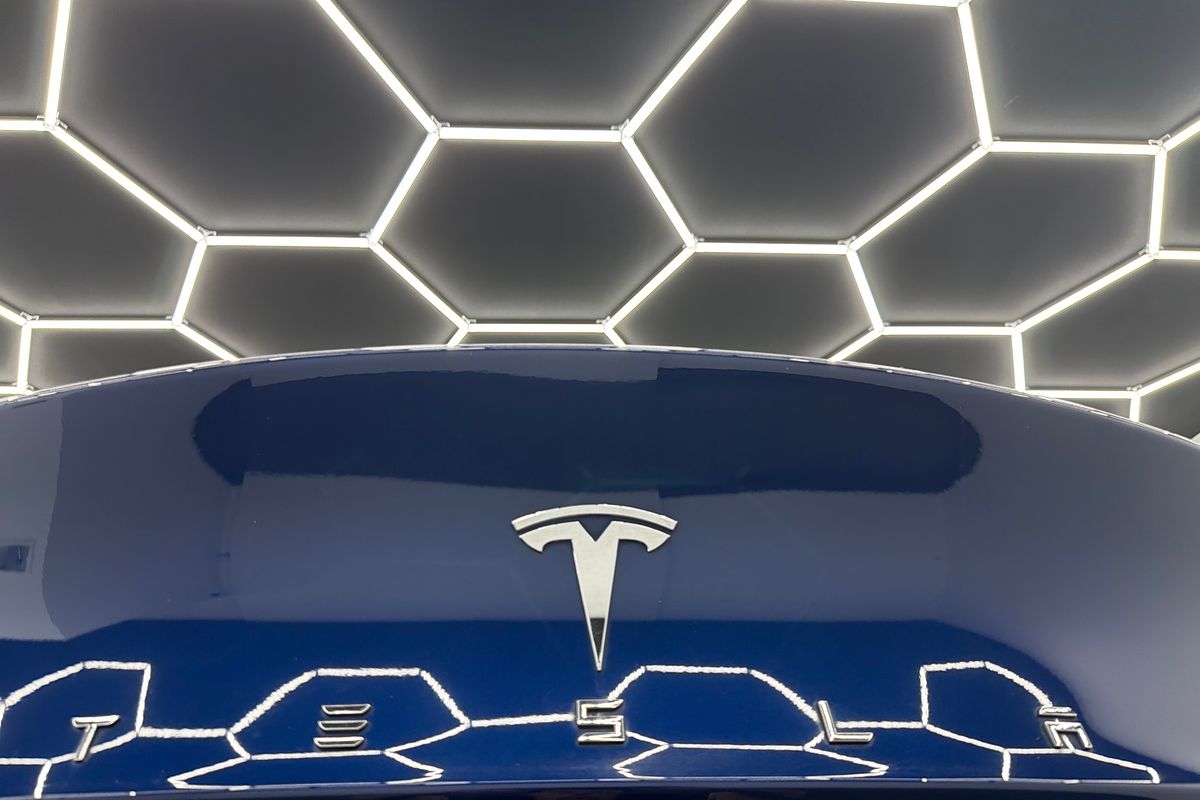 2023 Tesla Model Y Rear-Wheel Drive