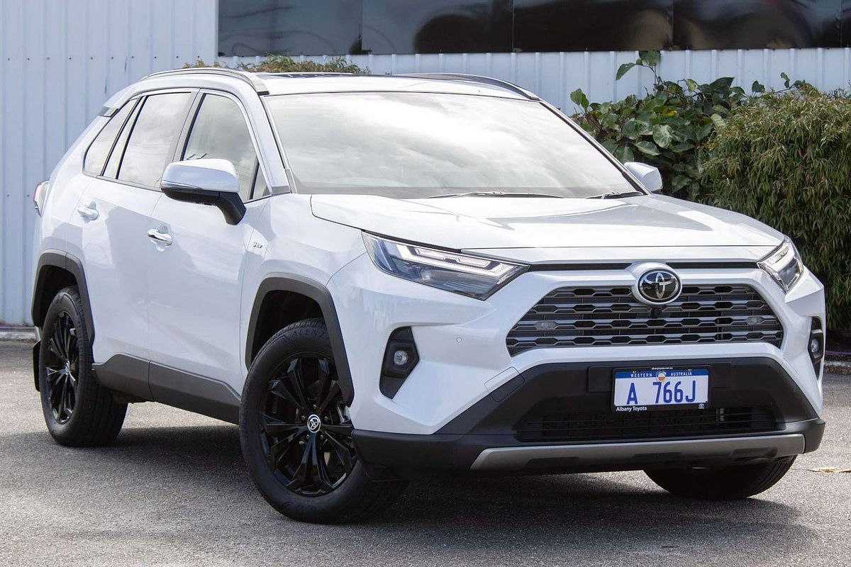 2025 Toyota RAV4 Cruiser AXAH54R