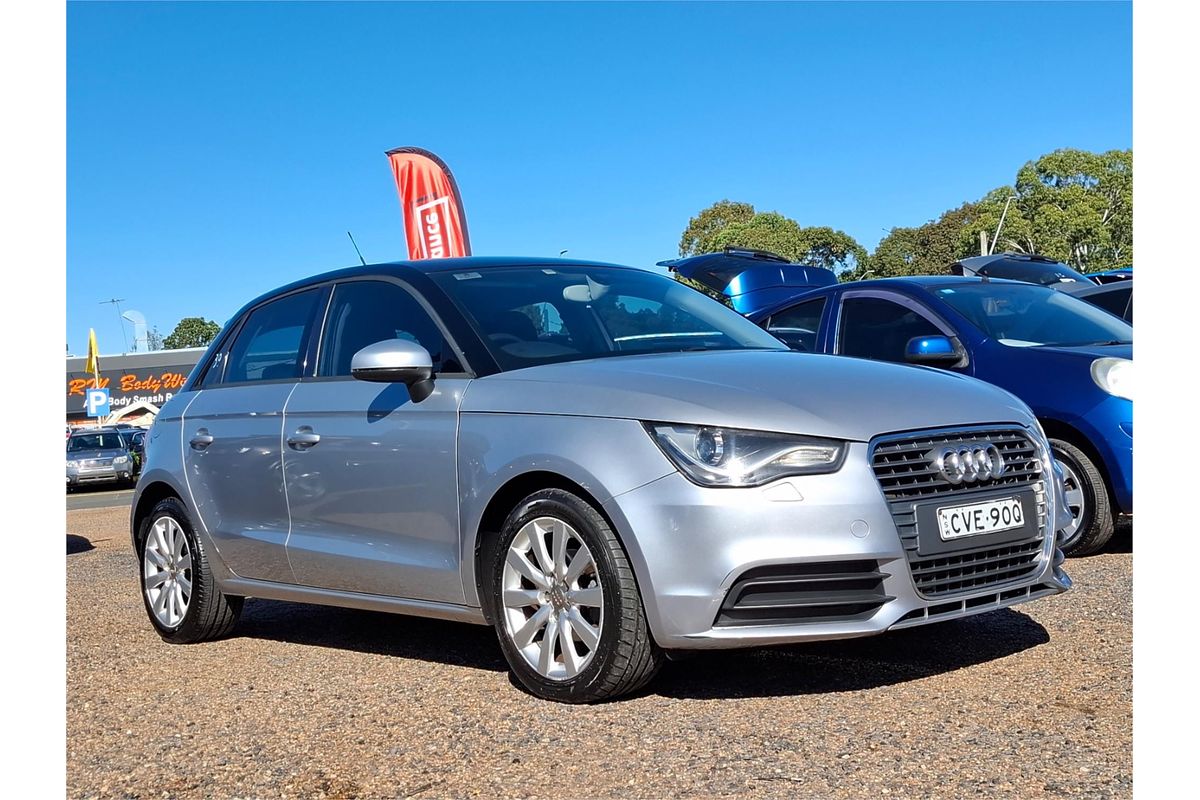 2014 Audi A1 Attraction 8X