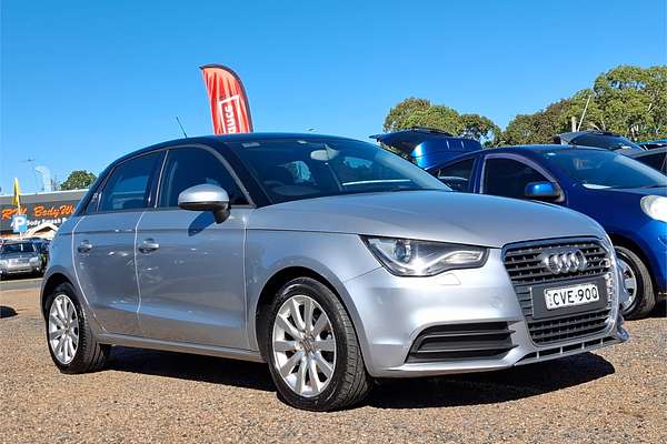2014 Audi A1 Attraction 8X