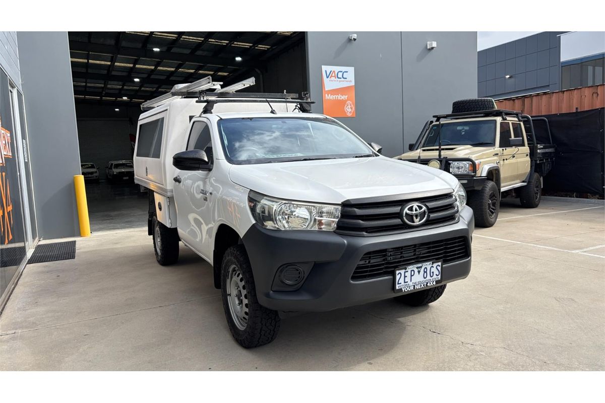 2017 Toyota Hilux Workmate GUN125R 4X4