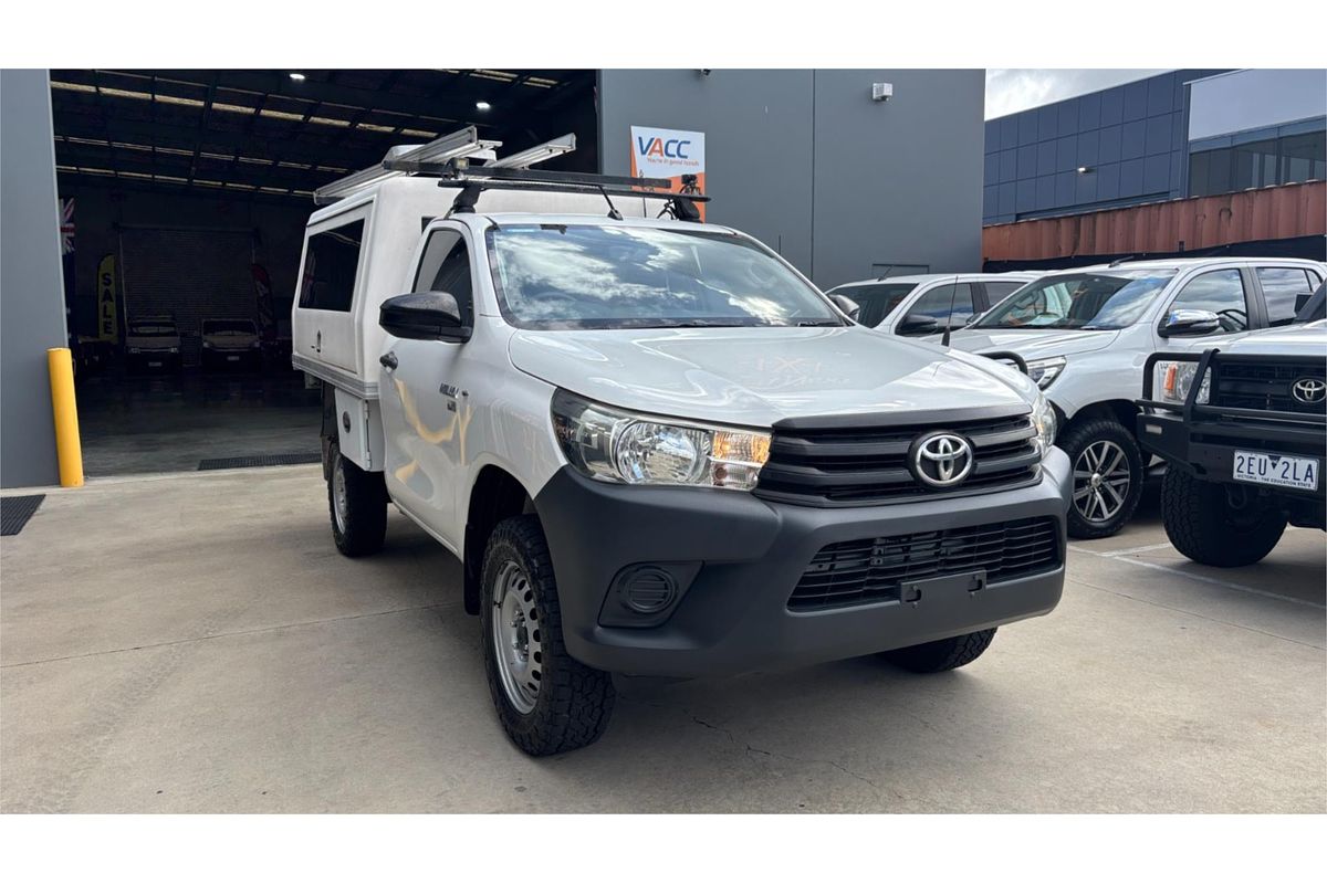 2017 Toyota Hilux Workmate GUN125R 4X4