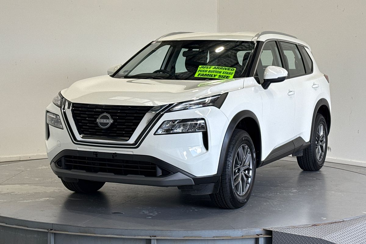 2024 Nissan X-TRAIL ST T33