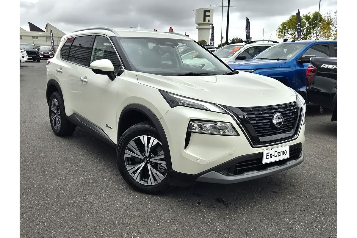2024 Nissan X-TRAIL ST-L e-POWER T33
