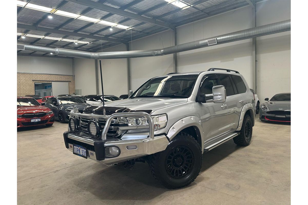 2016 Toyota Landcruiser GXL VDJ200R