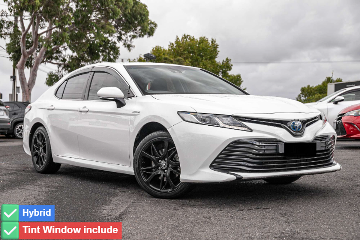 2020 Toyota Camry Ascent AXVH70R