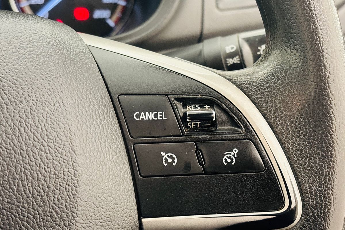 2023 Mitsubishi MR Triton GLX 2.4L D 6A/T 4X4 SC CC