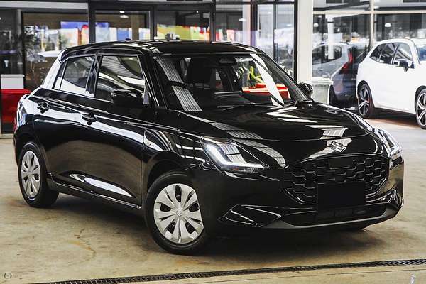 2025 Suzuki Swift Hybrid UZ