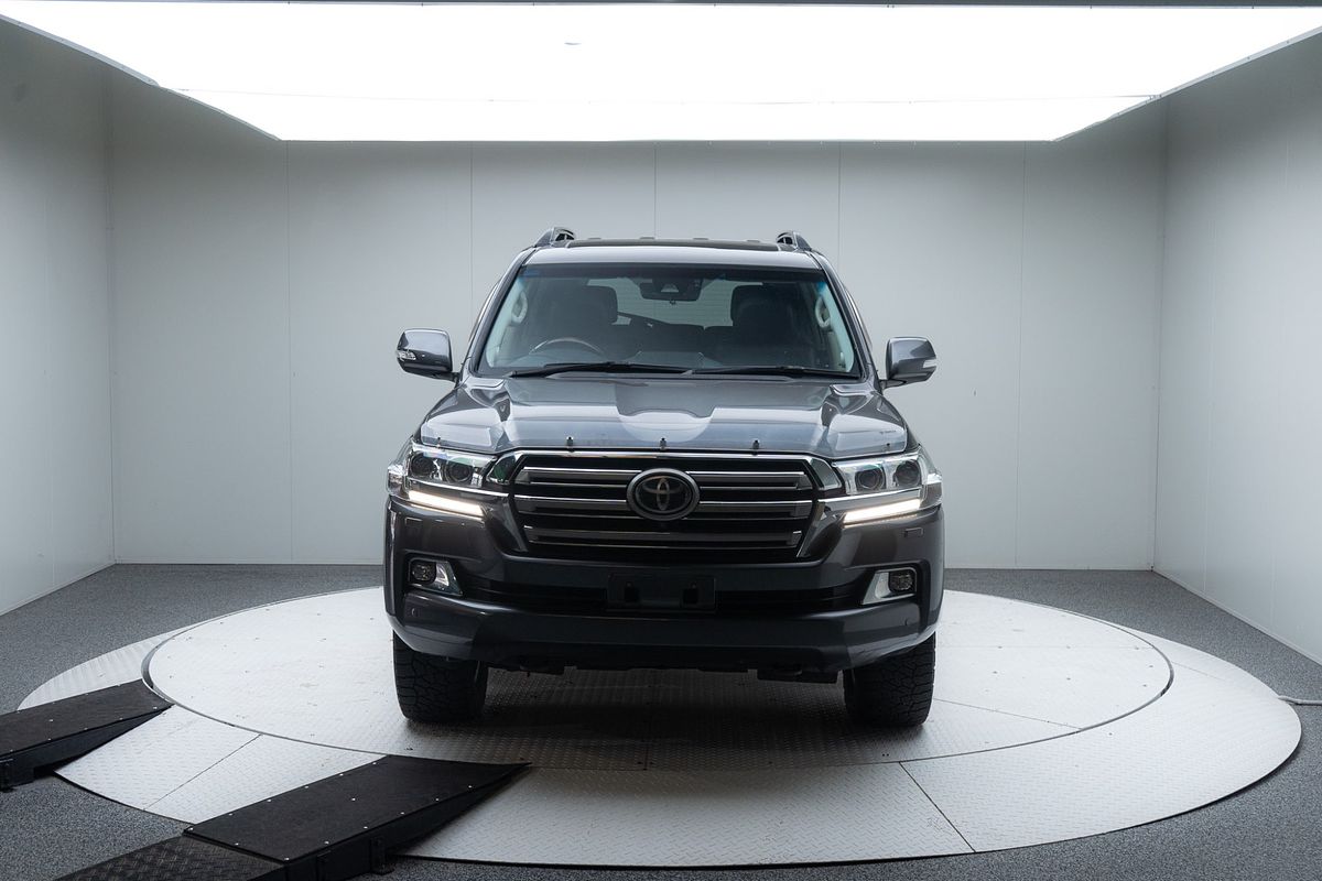 2017 Toyota Landcruiser Sahara VDJ200R