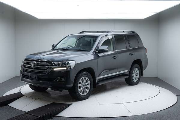2017 Toyota Landcruiser Sahara VDJ200R